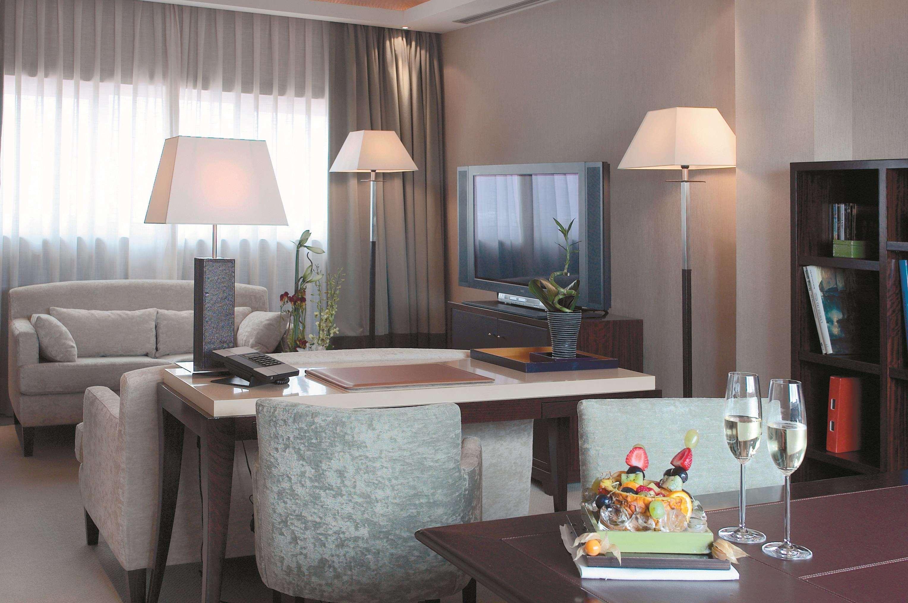 Nh 컬렉션 A 코루나 피니스테레 호텔 아 코루냐 외부 사진 A suite at the hotel