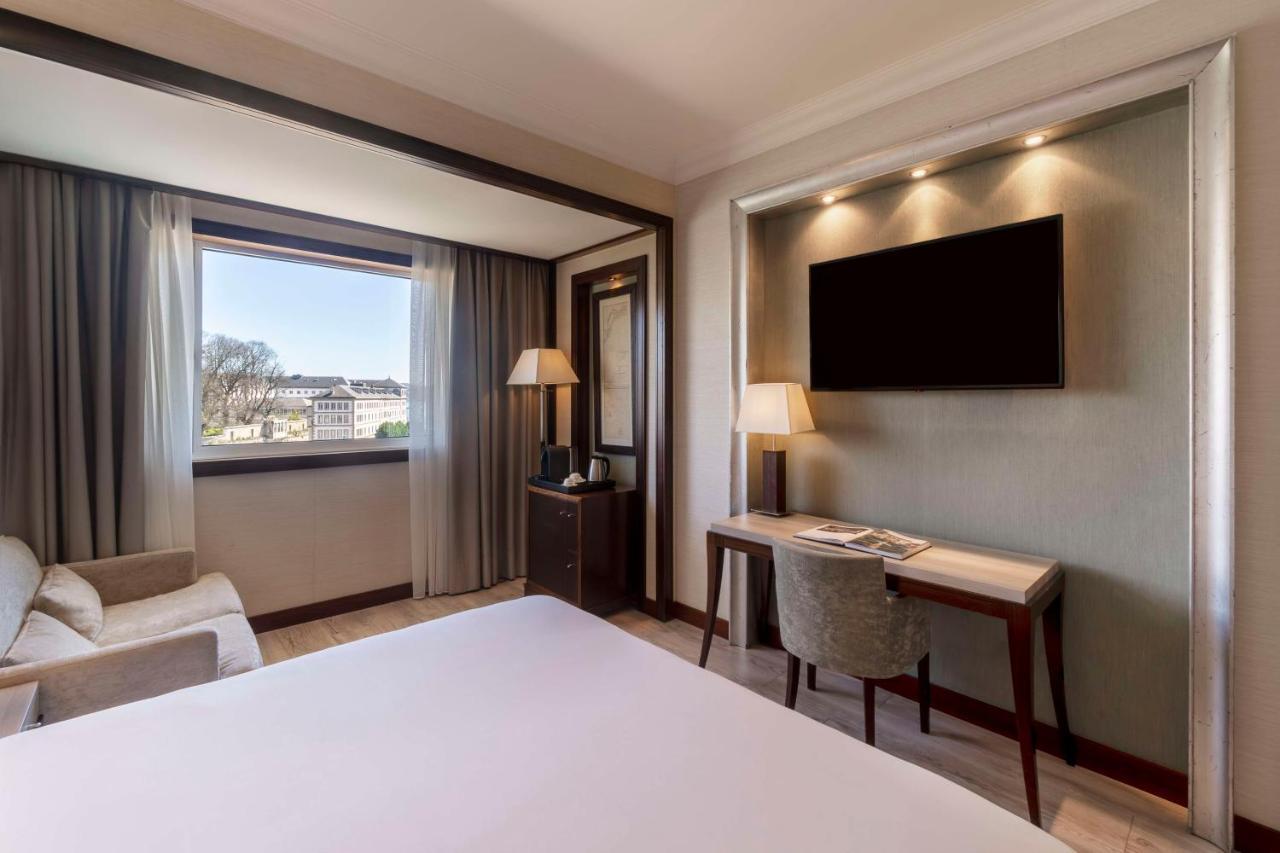 Nh 컬렉션 A 코루나 피니스테레 호텔 아 코루냐 외부 사진 A room at the hotel